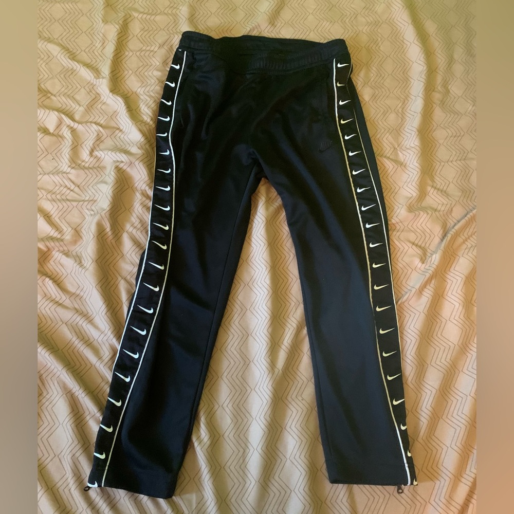 Nike Sweatpants “Black n’ White”